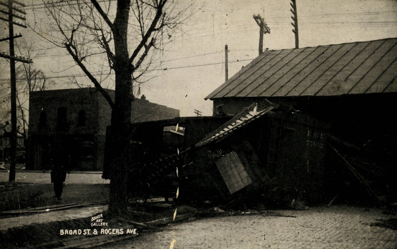 Broad Street & Rodgers Avenue, showing flood destruction, 1913.