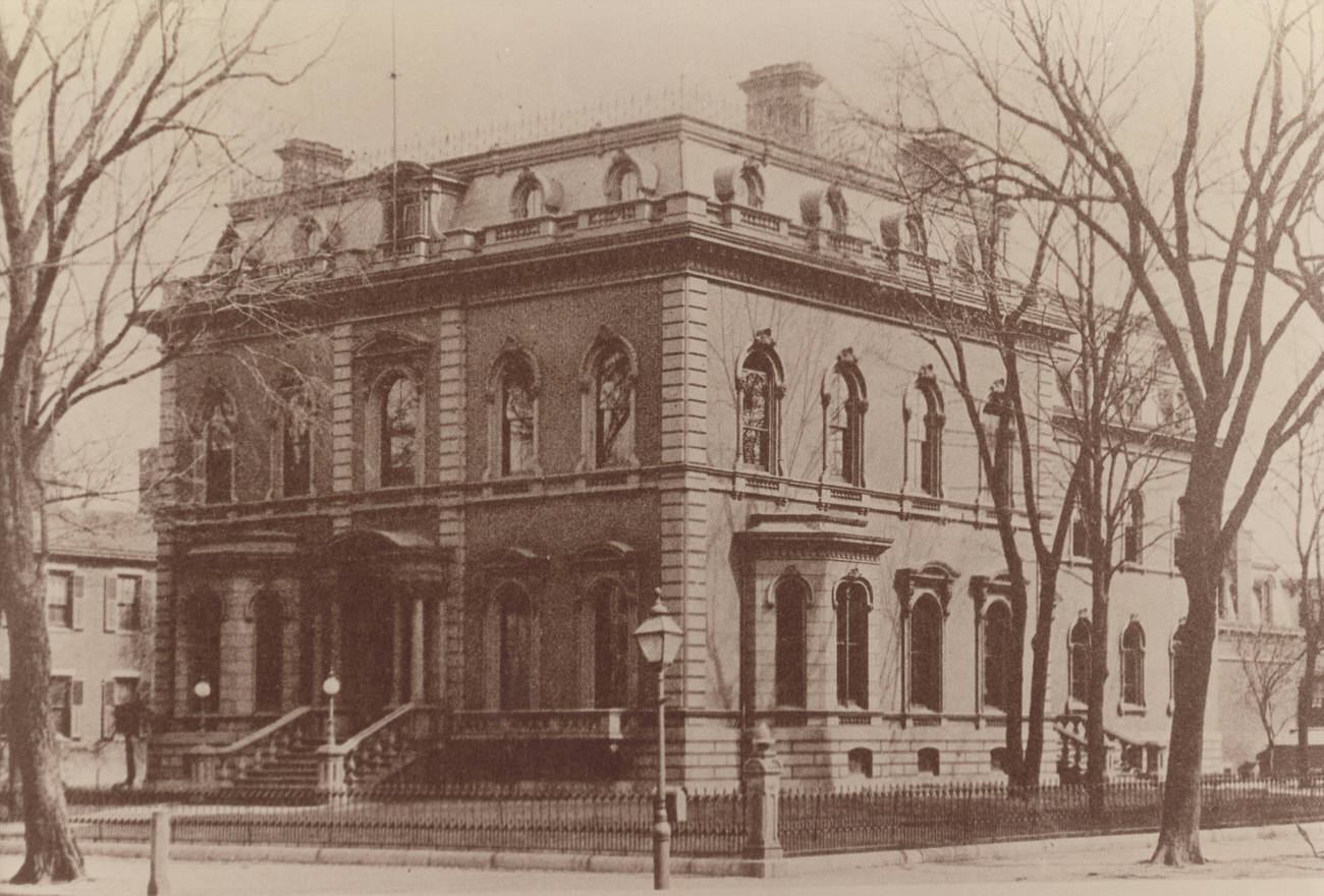 Columbus Club on East Broad Street, photograph from 1889.