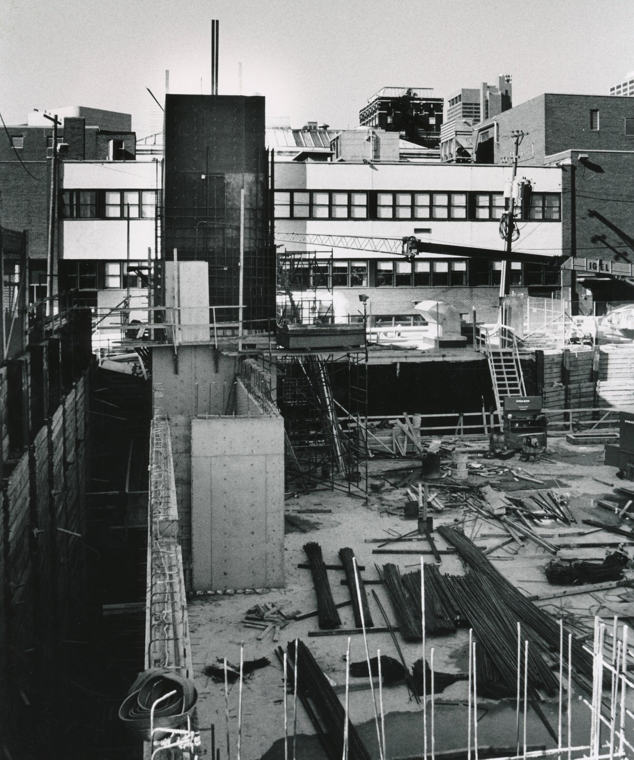 Columbus Metropolitan Library Interim Building Construction, expansion of Main Library, 96 S. Grant Avenue, began with construction of parking garage, 1988.