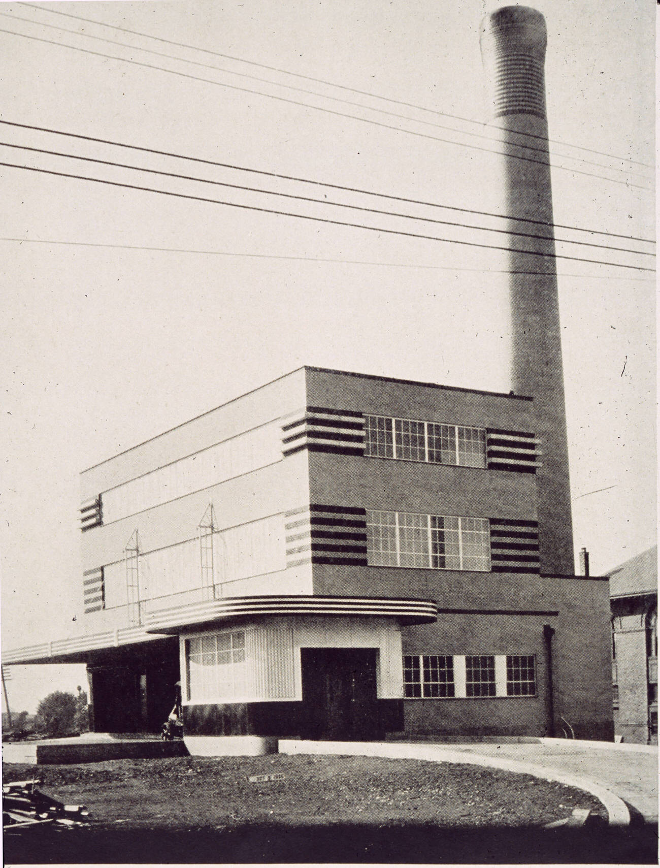 Columbus Refuse Incinerator Central Plant, a 1935 Public Works Administration project, 1940s