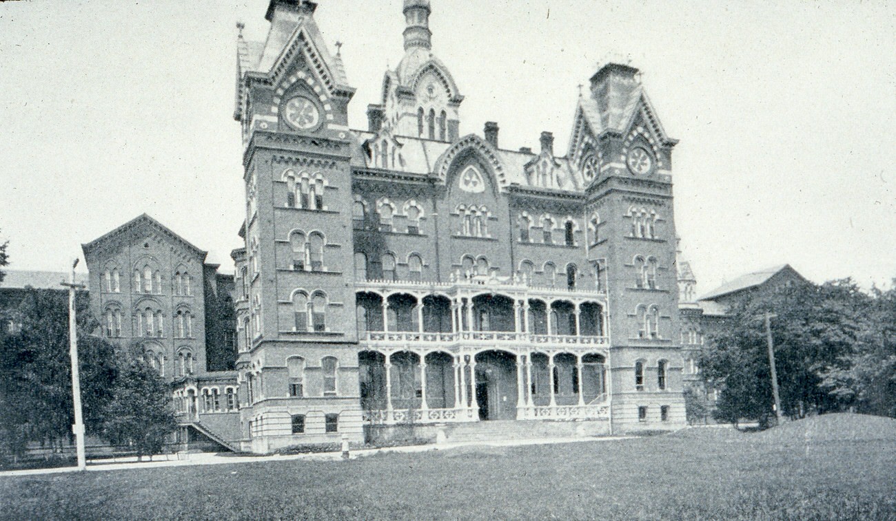 Ground level view of the Columbus State Hospital Administration Building, 1900.