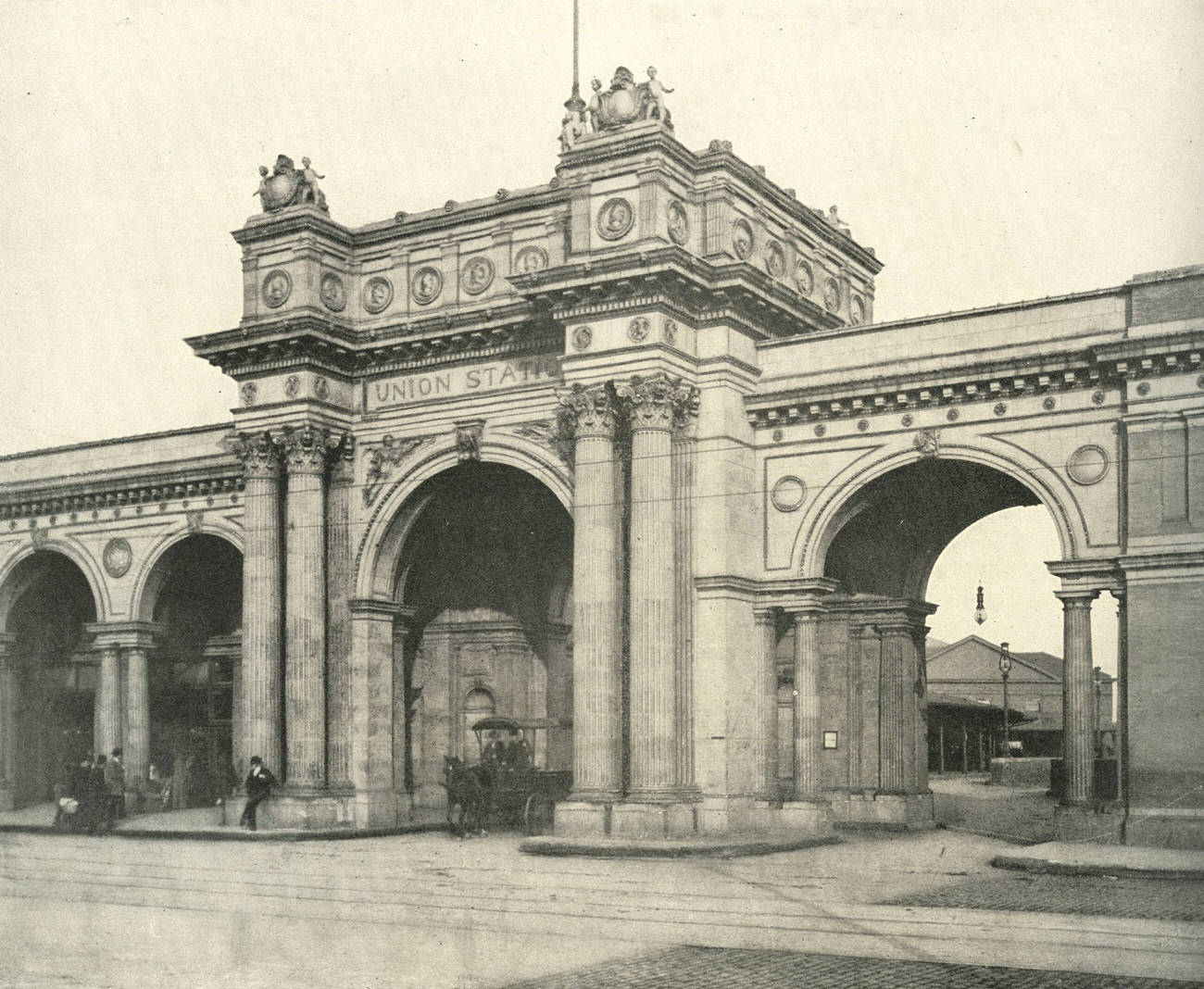 Third Columbus Union Station, designed by Daniel Hudson Burnham, opened in 1897, circa 1901.