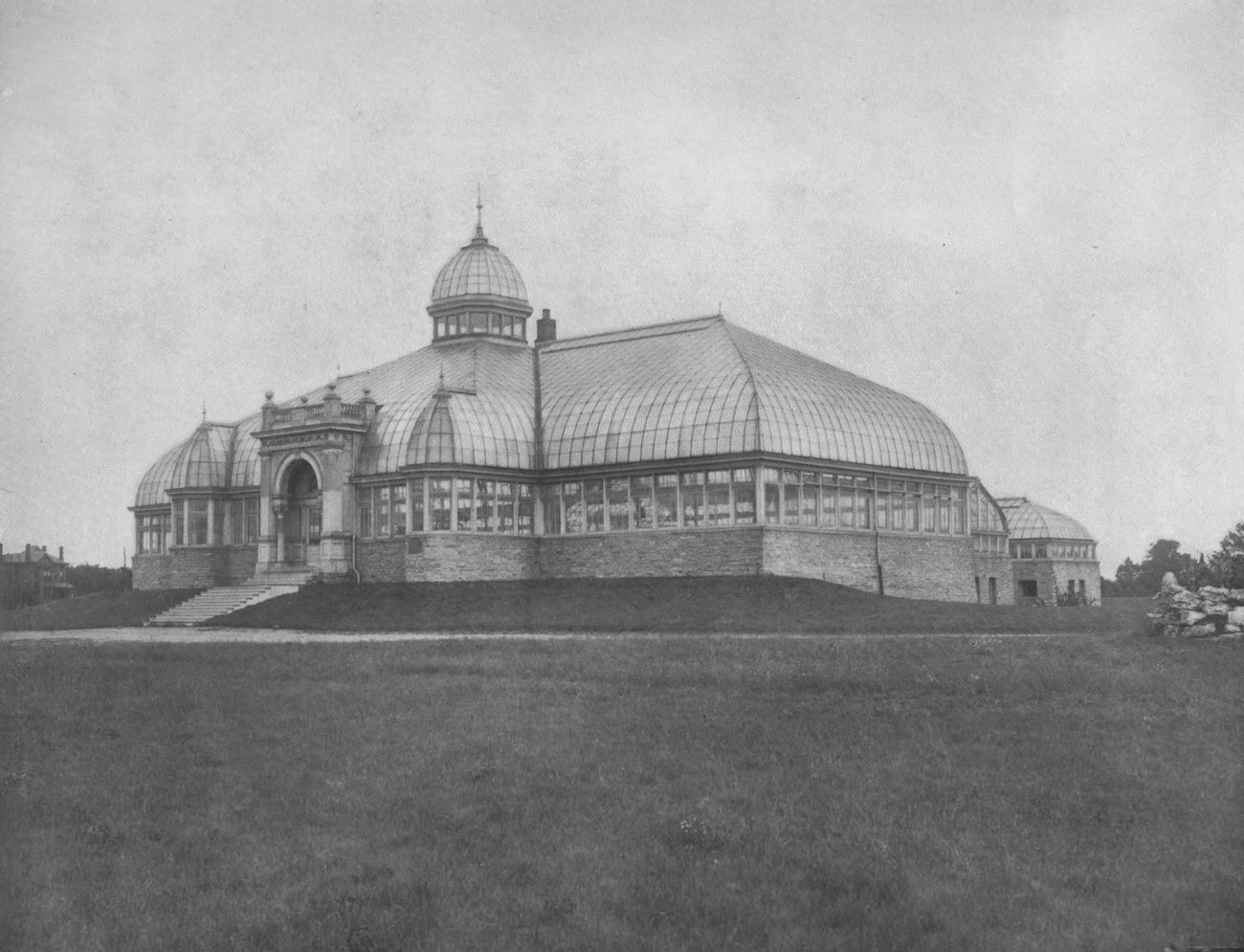 Conservatory at Franklin Park, Columbus, East Side, 1910.