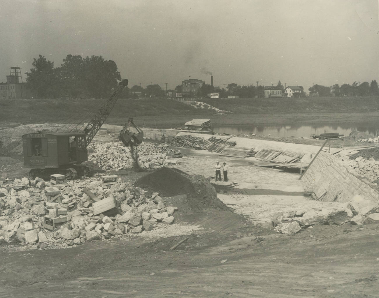 Construction views of the Fifth Avenue Dam over the Olentangy River, 1935.