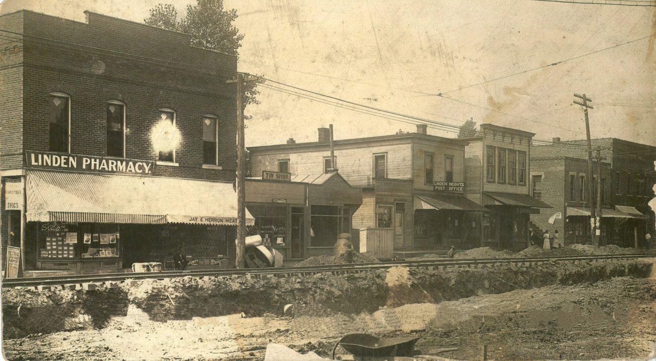 Linden Pharmacy and Linden Heights Post Office in Columbus, photograph dated 1915.