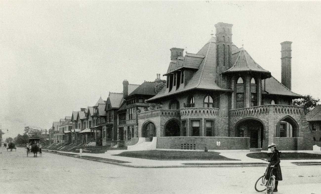 Residential area at Dennison Avenue and Buttles Avenue, Columbus, photograph, 1897.