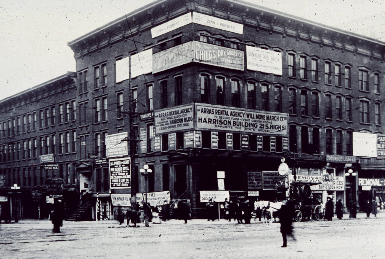 Deshler Block, the predecessor to the Deshler Hotel, photograph, 1915.