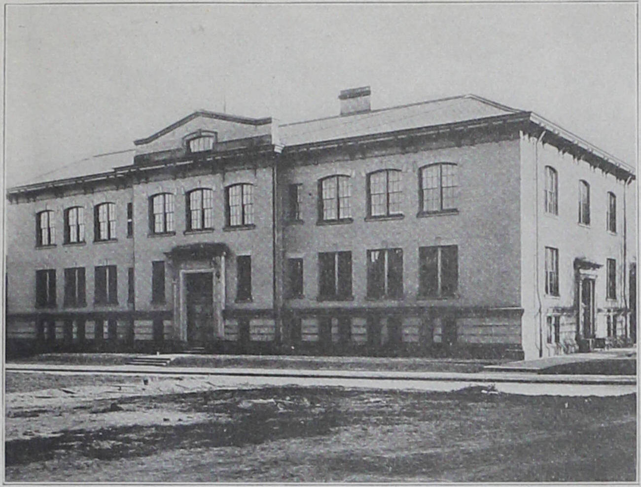 Eastwood Avenue Elementary School, opened in 1905, remodeled in 1955, closed and demolished in 1974. Circa 1916.