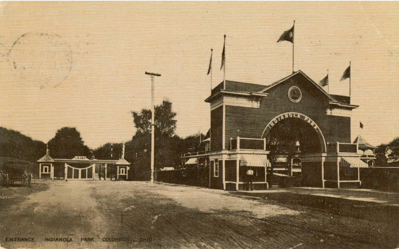 Entrance to Indianola Park, Columbus, 1910s