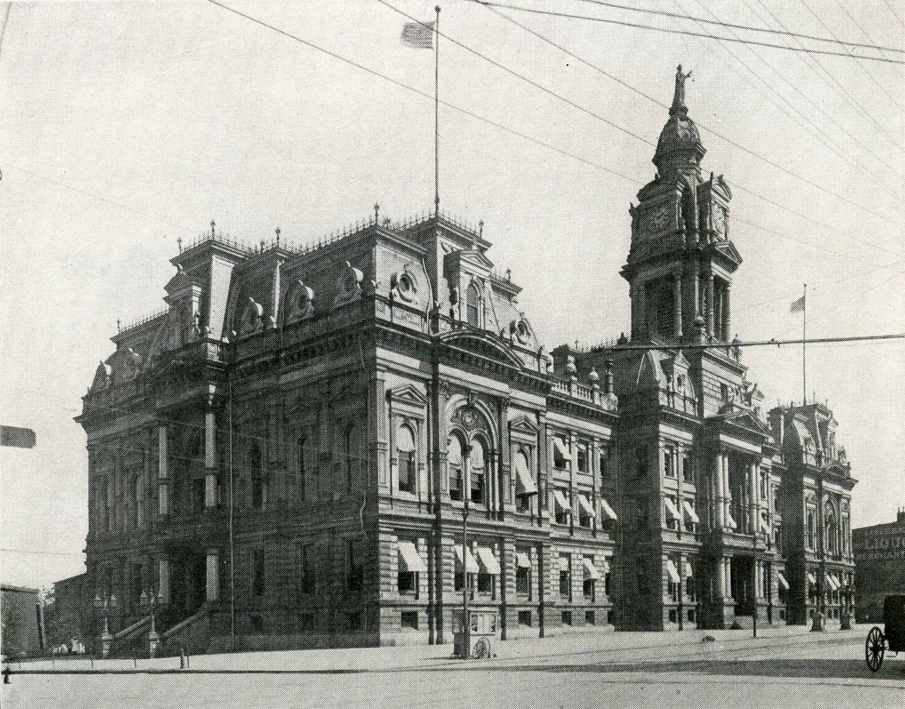 Franklin County Courthouse at High and Mound Streets, dedicated in 1887, razed in 1974, Circa 1909.