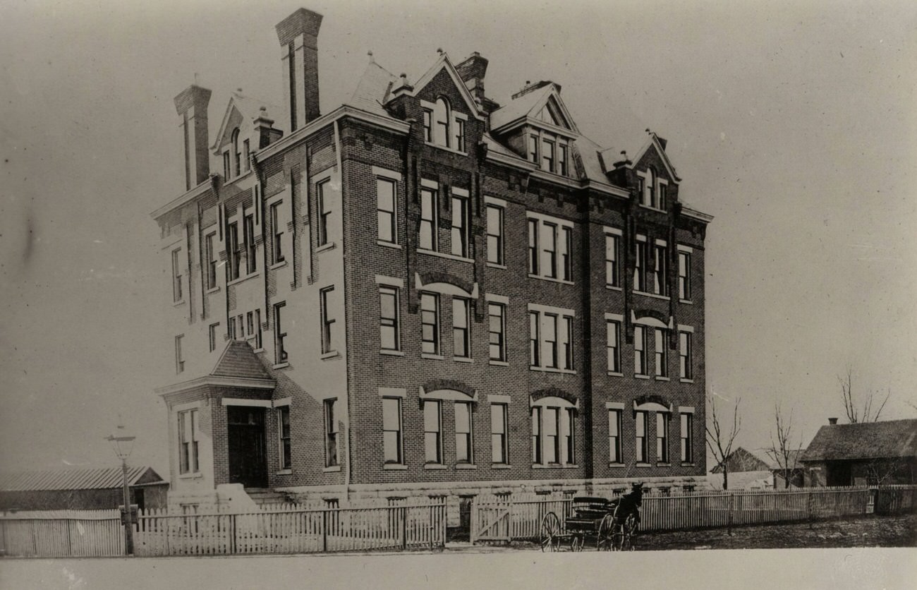 Hawkes Hospital, later Mount Carmel Hospital, founded by Dr. W. B. Hawkes in 1885