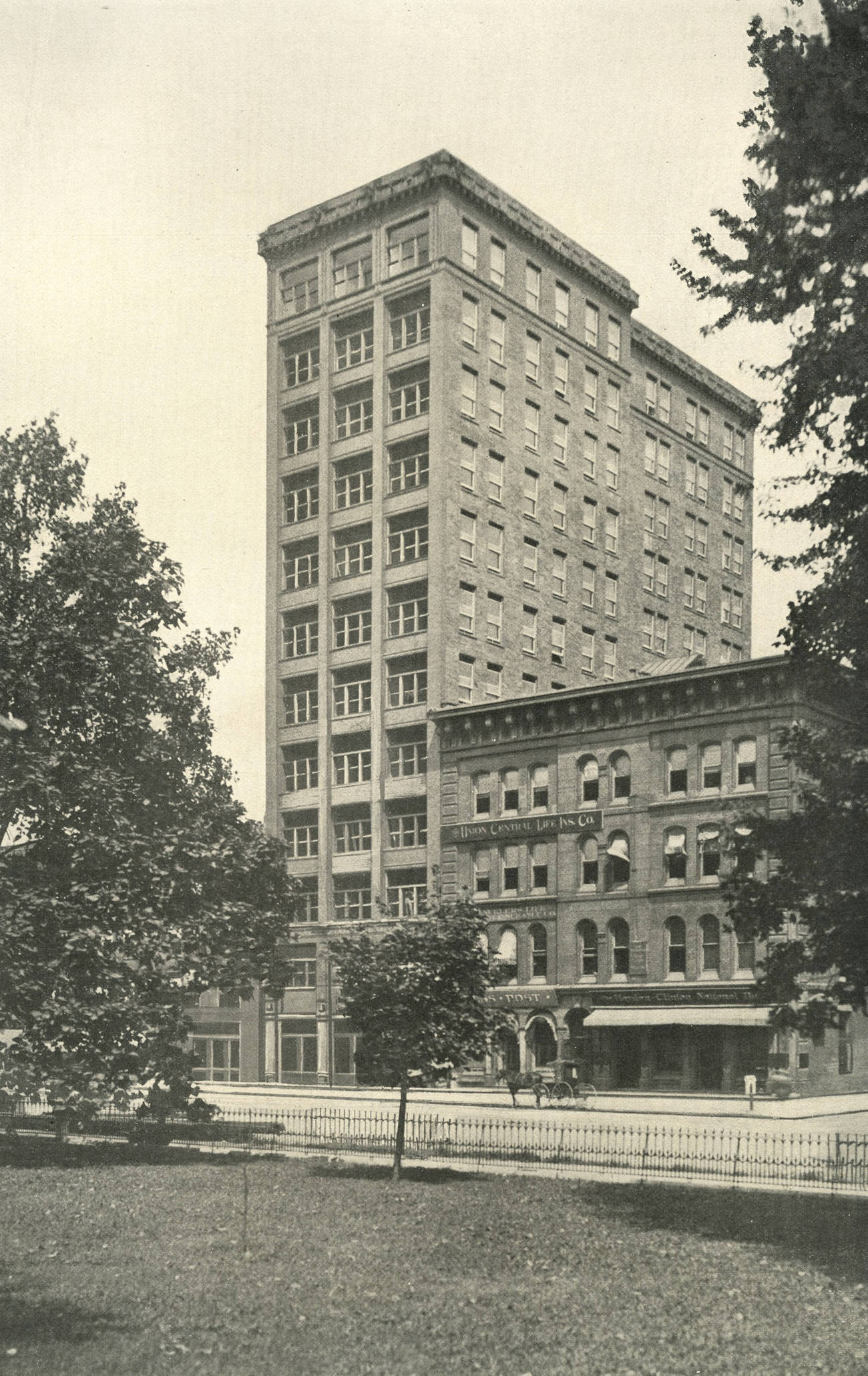Hayden Building on Broad Street, opened in 1901
