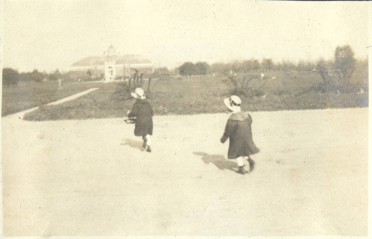 Helen and Alice Barry visiting Franklin Park, Columbus, Ohio, May 1914.