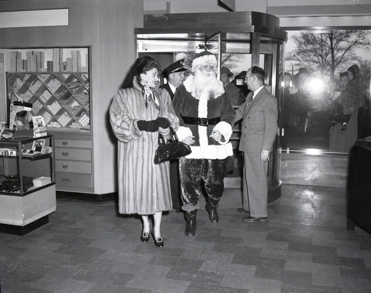 Hildegarde's appearance at downtown Lazarus, known for her song "Darling, Je Vous Aime Beaucoup.", 1960s