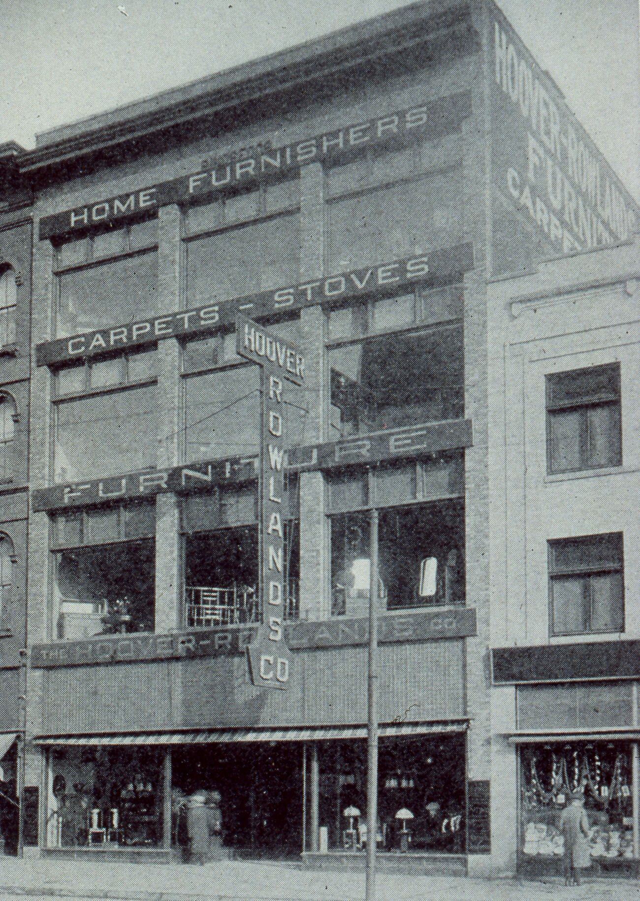 Hoover Rowlands Furniture Company building, 1915.
