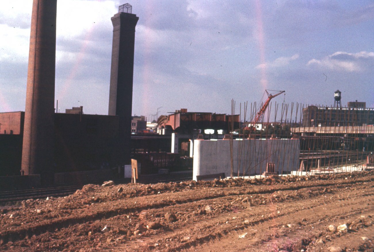 End of steel construction of 3rd Street Viaduct, 1959.