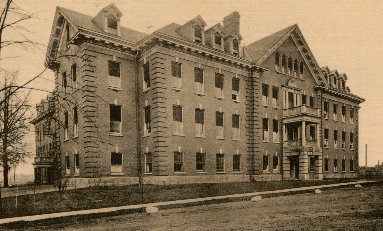 Hospital, U.S. Barracks, Columbus, Ohio, later Fort Hayes, Crica 1940s