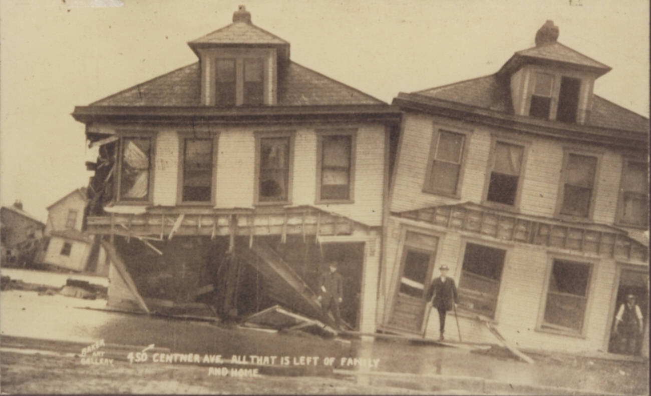 Destruction of a home at 450 Centner Avenue after the 1913 flood, March 1913.