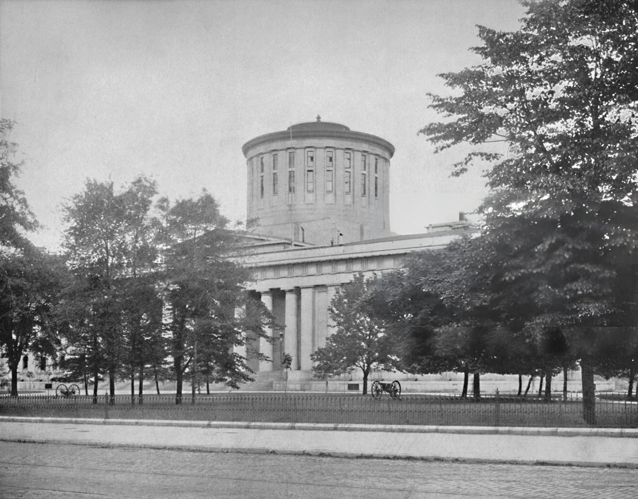 State Capitol, Columbus, circa 1897.