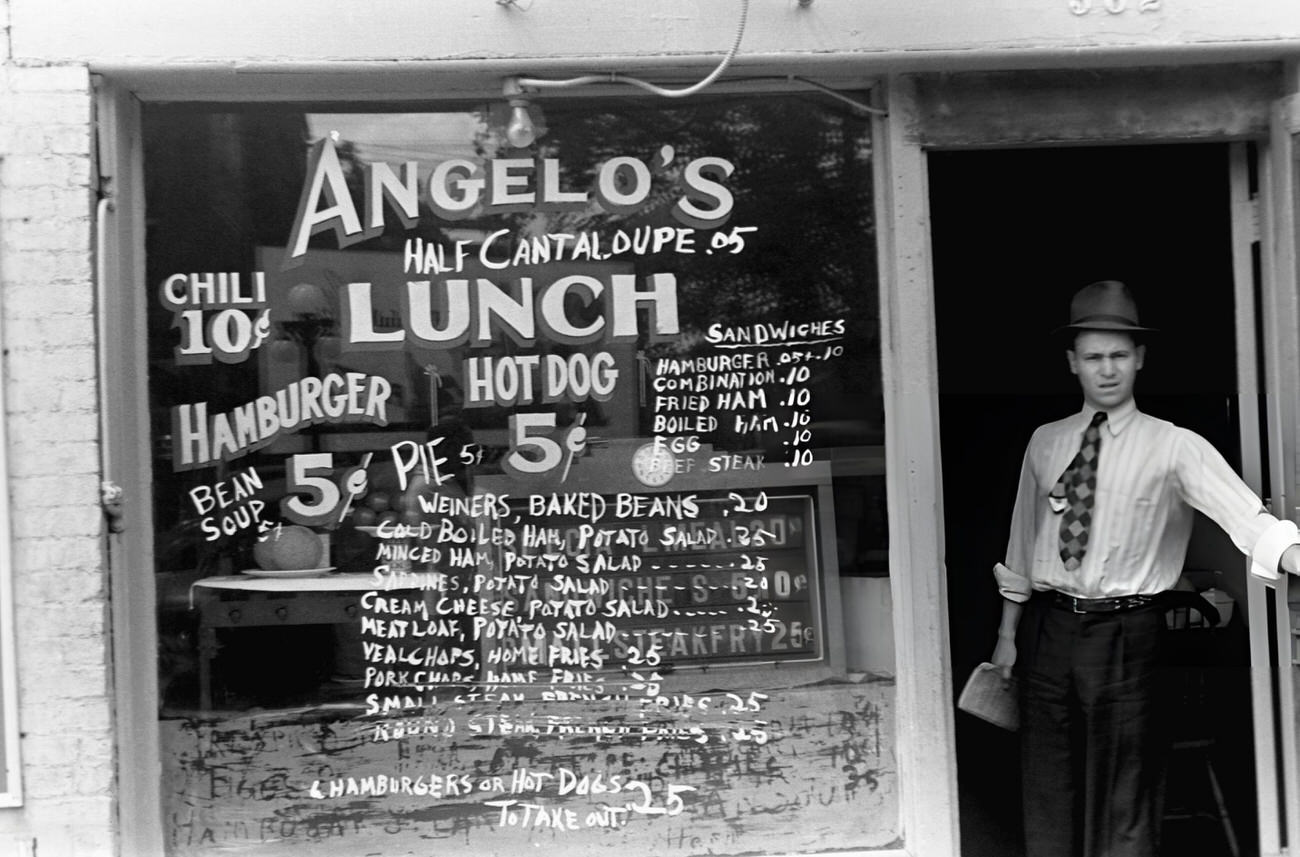 Lunch room with its menu painted on the window, Columbus, Ohio, August 1938