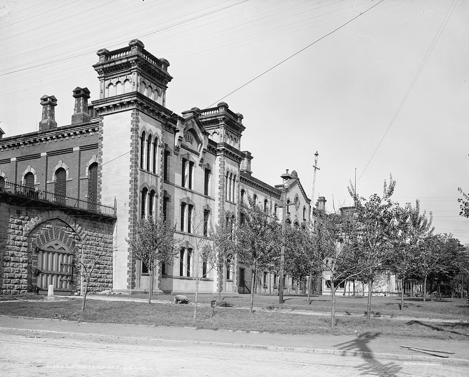 Penitentiary in Columbus, Ohio, 1906.