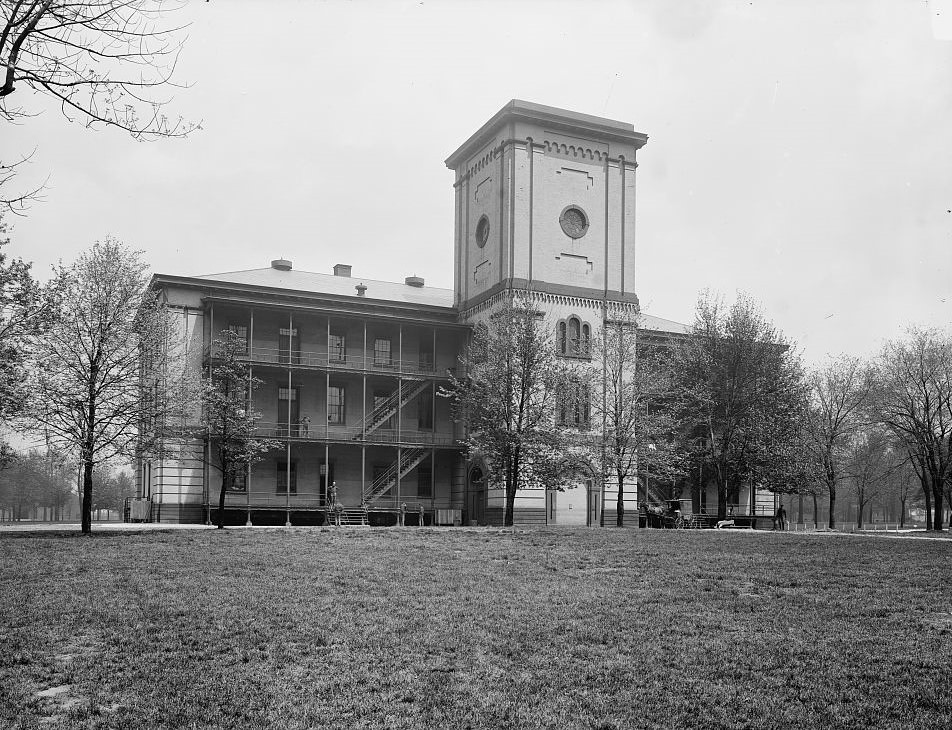 U.S. Barracks in Columbus, Ohio, 1904.