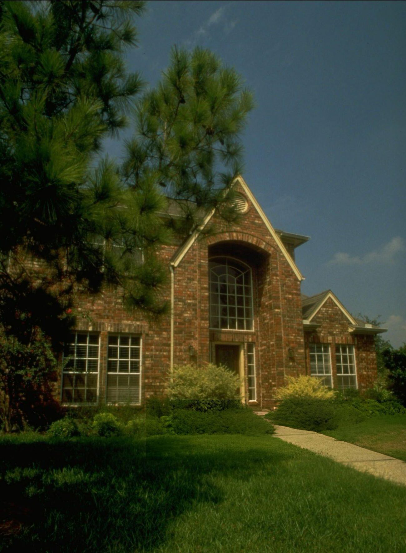 The home of Rose Turford, linked to a notorious crime spree with Carolyn Stevens, draws parallels to "Thelma & Louise," reflecting on the dramatic and criminal aspects of personal lives gone awry.