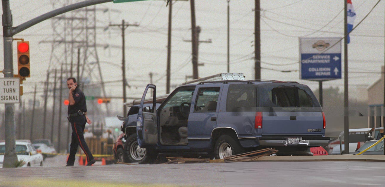 Undercover Pasadena police engage in a shootout during a drug sting, resulting in two suspects dead, Pasadena, Texas, 1999.