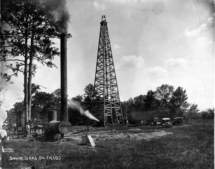 Derrick and workers at South Texas oil field, 1935.