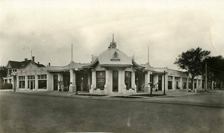Humble Filling Station, 1920s
