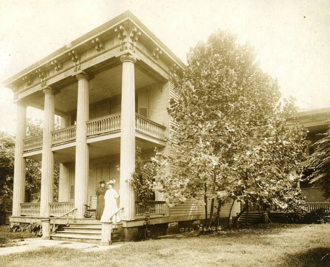 Max Urwitz old home before Stewart Building construction, 1900s.