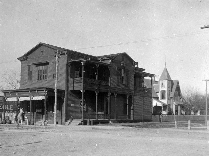 Hotel in New Braunfels, 1895