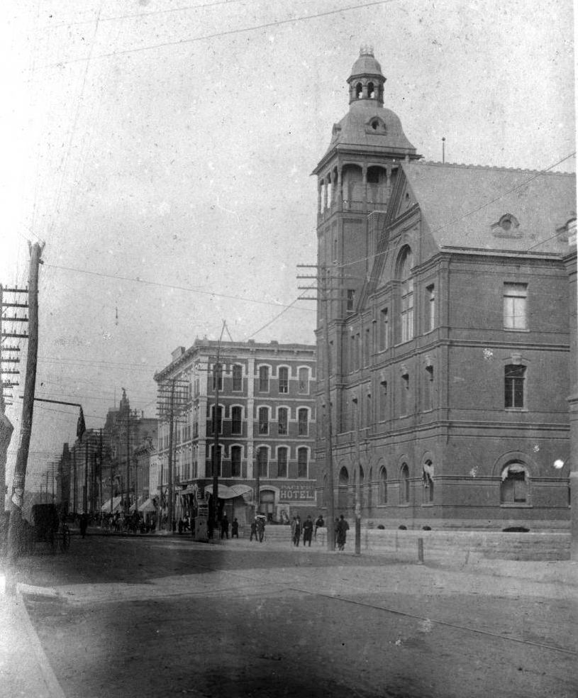 View down fourth street in Waco, 1896.