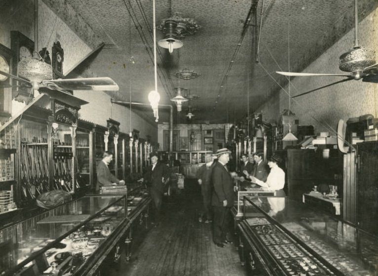 Sweeney Loan Company interior, 1910.