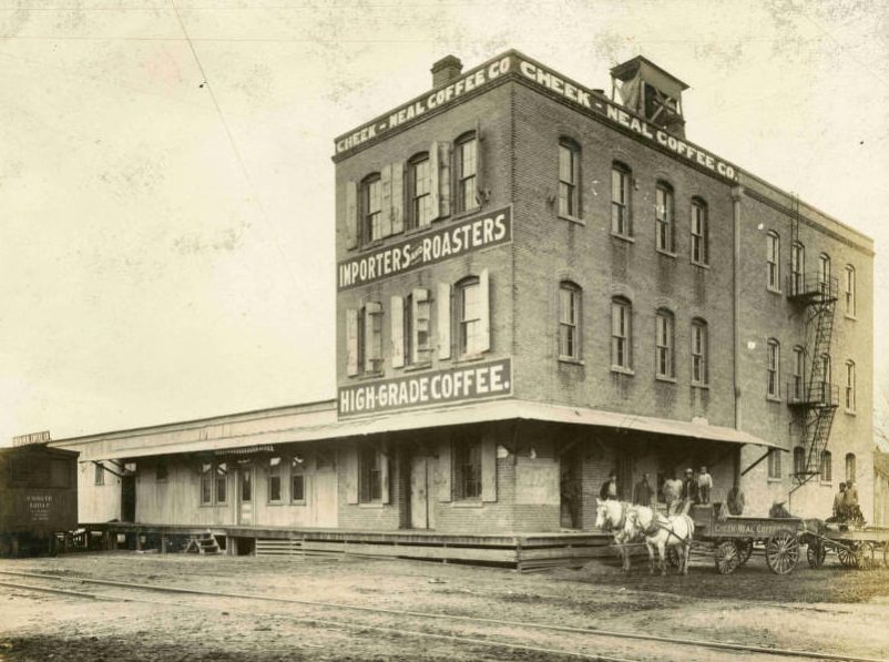 Houston plant of Cheek Neal Coffee Co., 1911.