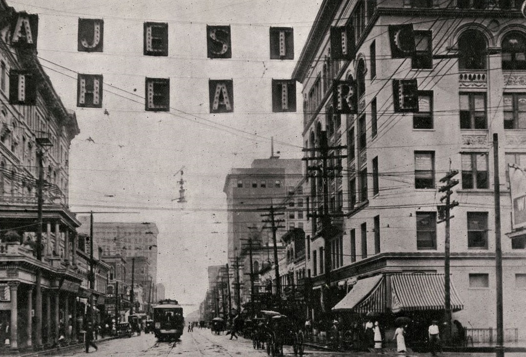 Main Street, north view from Texas Avenue, Houston, 1911.