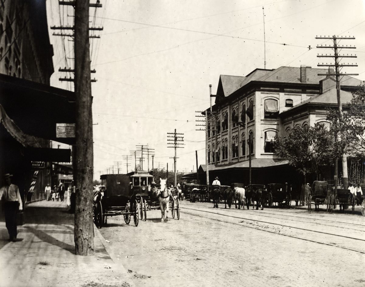 Grand Central Station Rail Depot street scene, Houston, 1900