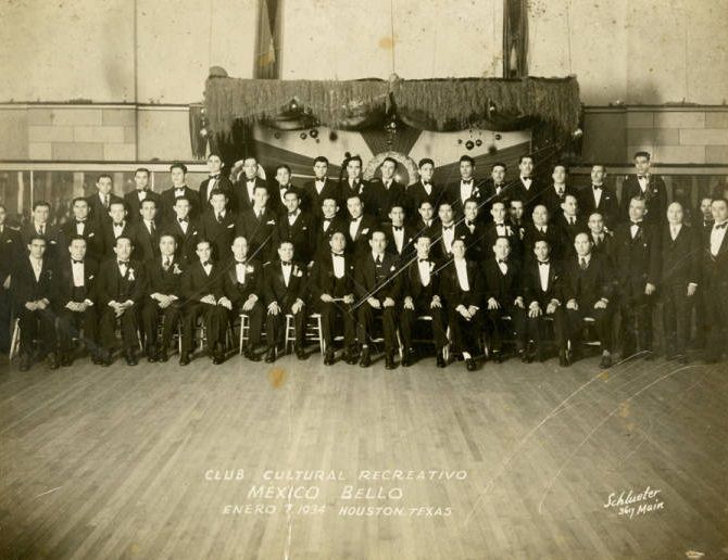 Club Cultural Recreativo group, 1934.