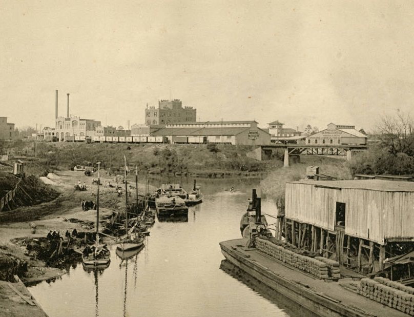 Northwest view from San Jacinto Street bridge, Houston, 1910s