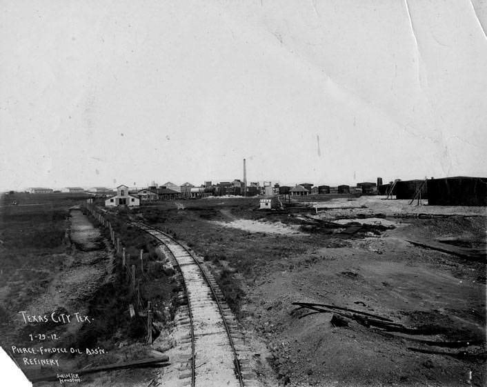 Railroad track toward Pierce-Fordyce Oil Association Refinery, July 29, 1912.