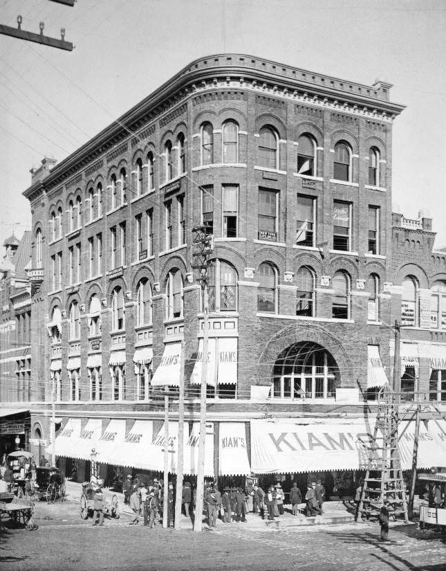 Main Street in front of Kiam's, Houston, 1890s