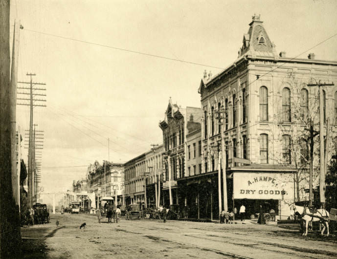 Main Street north from Prairie Avenue in Houston, 1880s