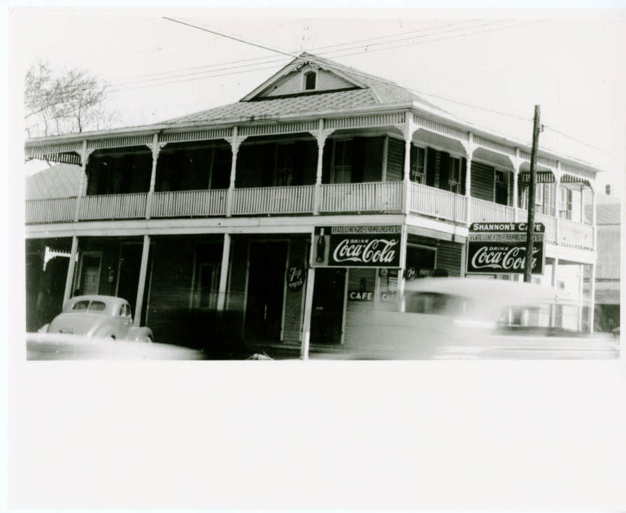 Nick D'Amico Grocery in Houston, circa 1900s.