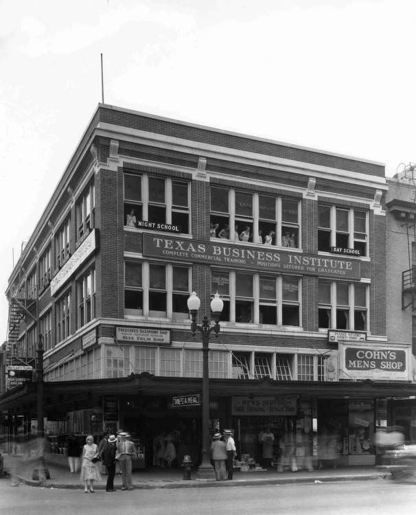 Commercial building scene in Houston, 1930s.