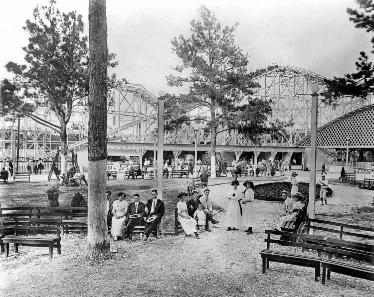 People at Luna Park, Houston, 1925.