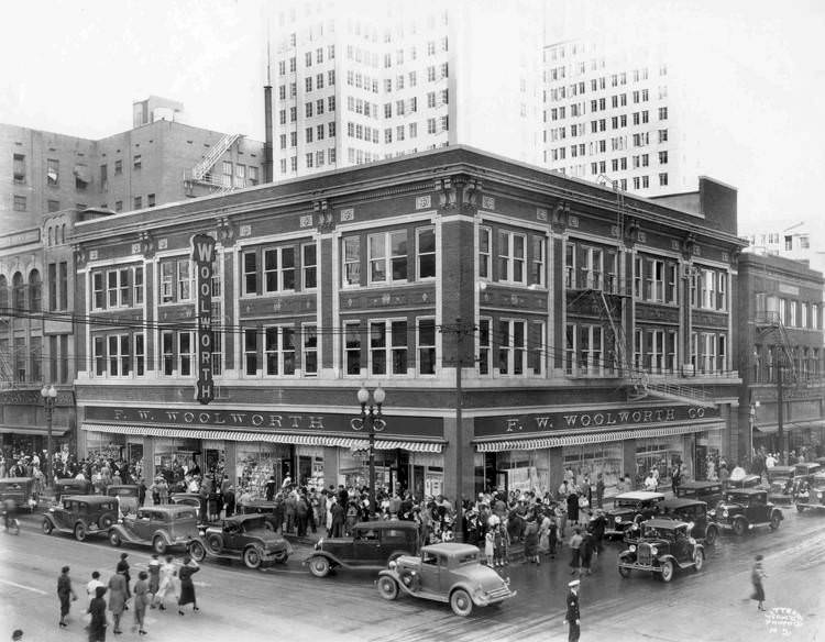 Woolworth on Main Street, Houston, 1934.