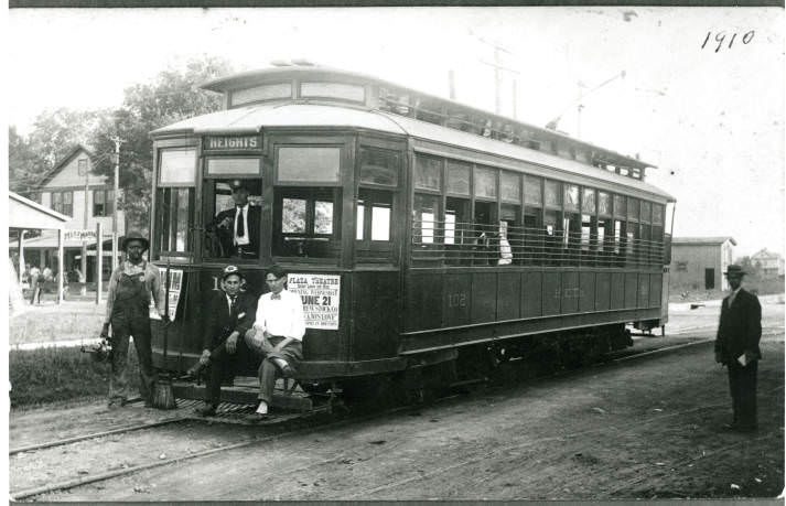 Heights streetcar group, 1890s