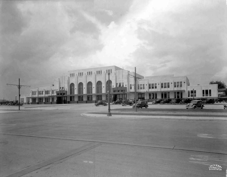 Southern Pacific Depot, Houston, 1934.