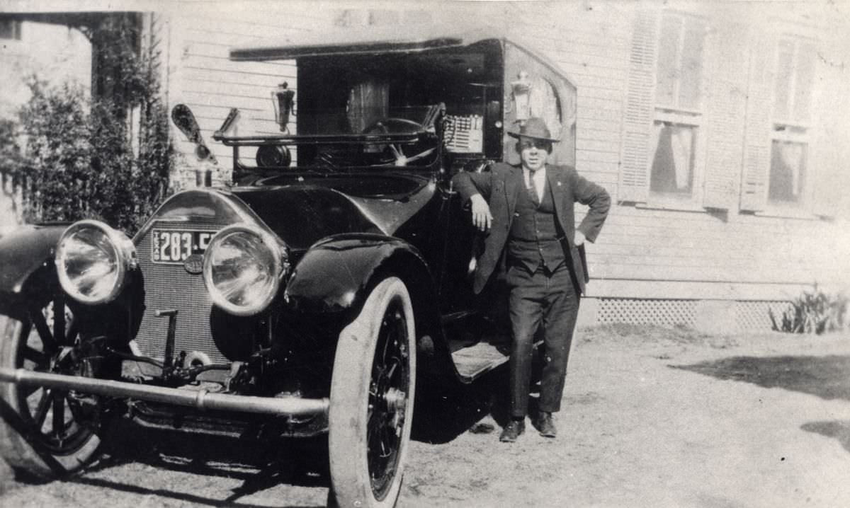 Automobile with engine hand crank, 1920s.