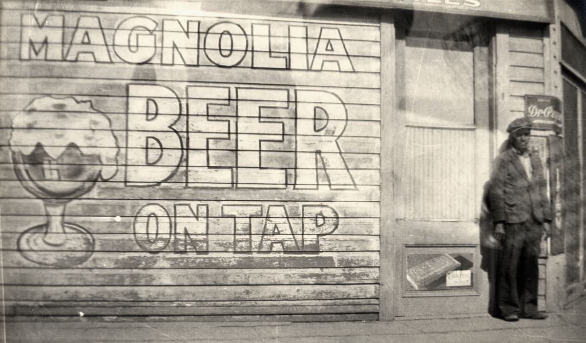 Magnolia Beer on Tap advertisement, 1900.